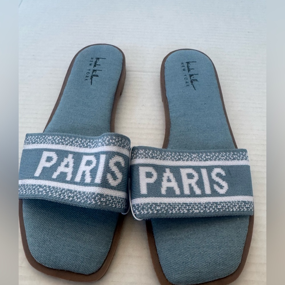 Nicole Miller New York Baby Blue Slippers Size 9 PARIS Sandals Shoes